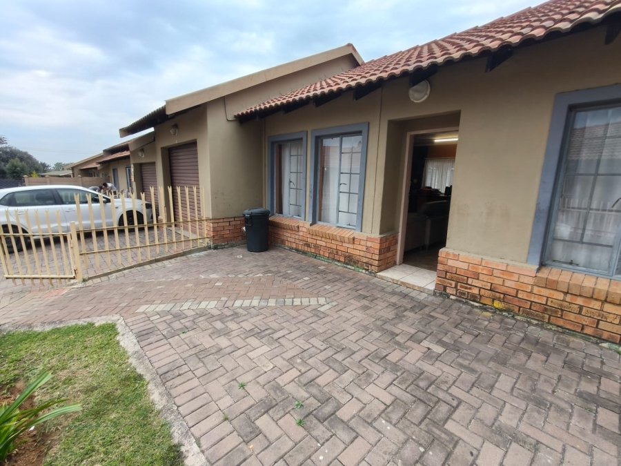 3 Bedroom Property for Sale in Oos Einde North West